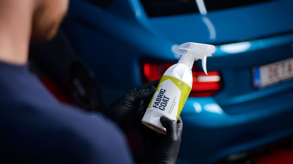 Gyeon Q2 FabricCoat - 02